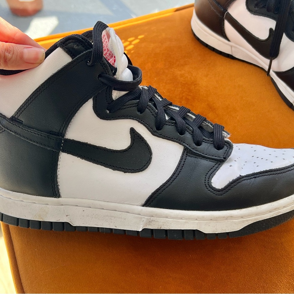 Nike Dunk High Retro Black and White - Picture 9 of 10